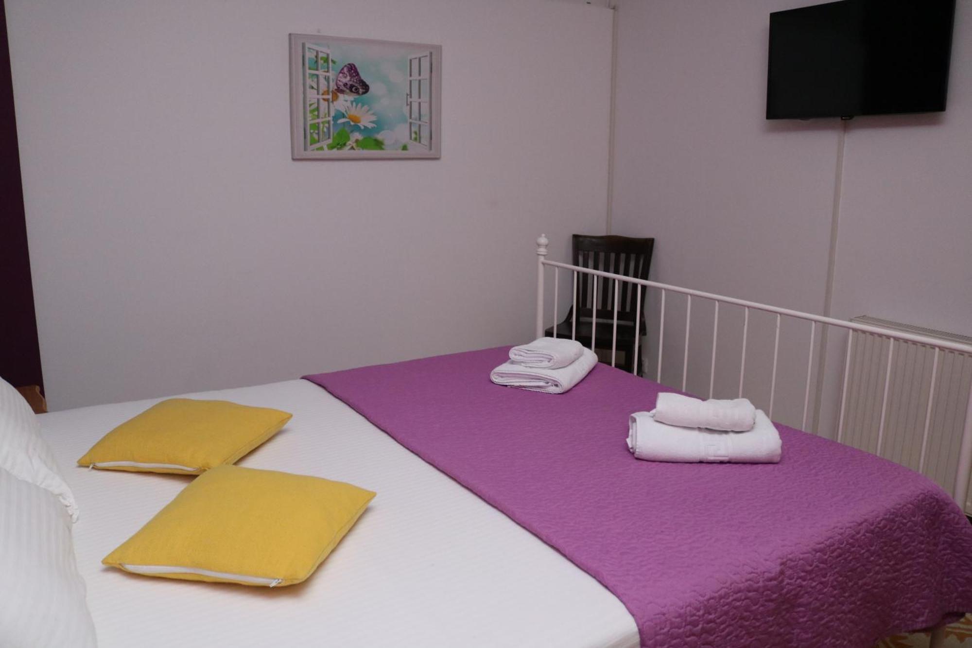 Comfort Residence Τιμισοάρα Δωμάτιο φωτογραφία